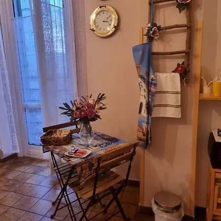 Enza Domus Apartman Bari