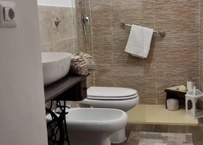 Enza Domus Apartment *