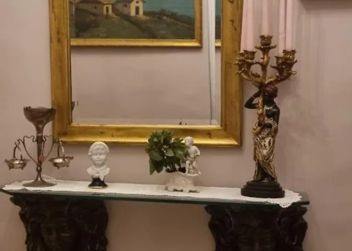 Enza Domus Apartment